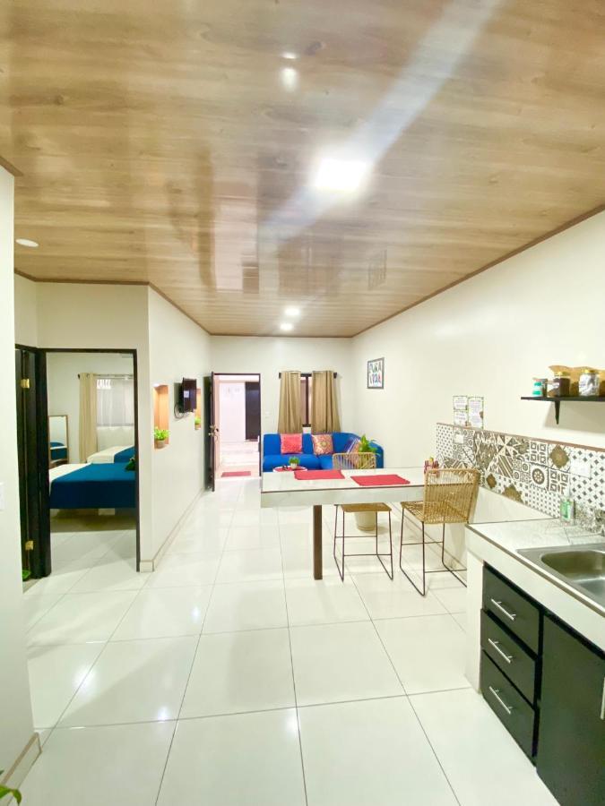 Pura Vida Apartment. 5 Min From Airport Alajuela Eksteriør bilde