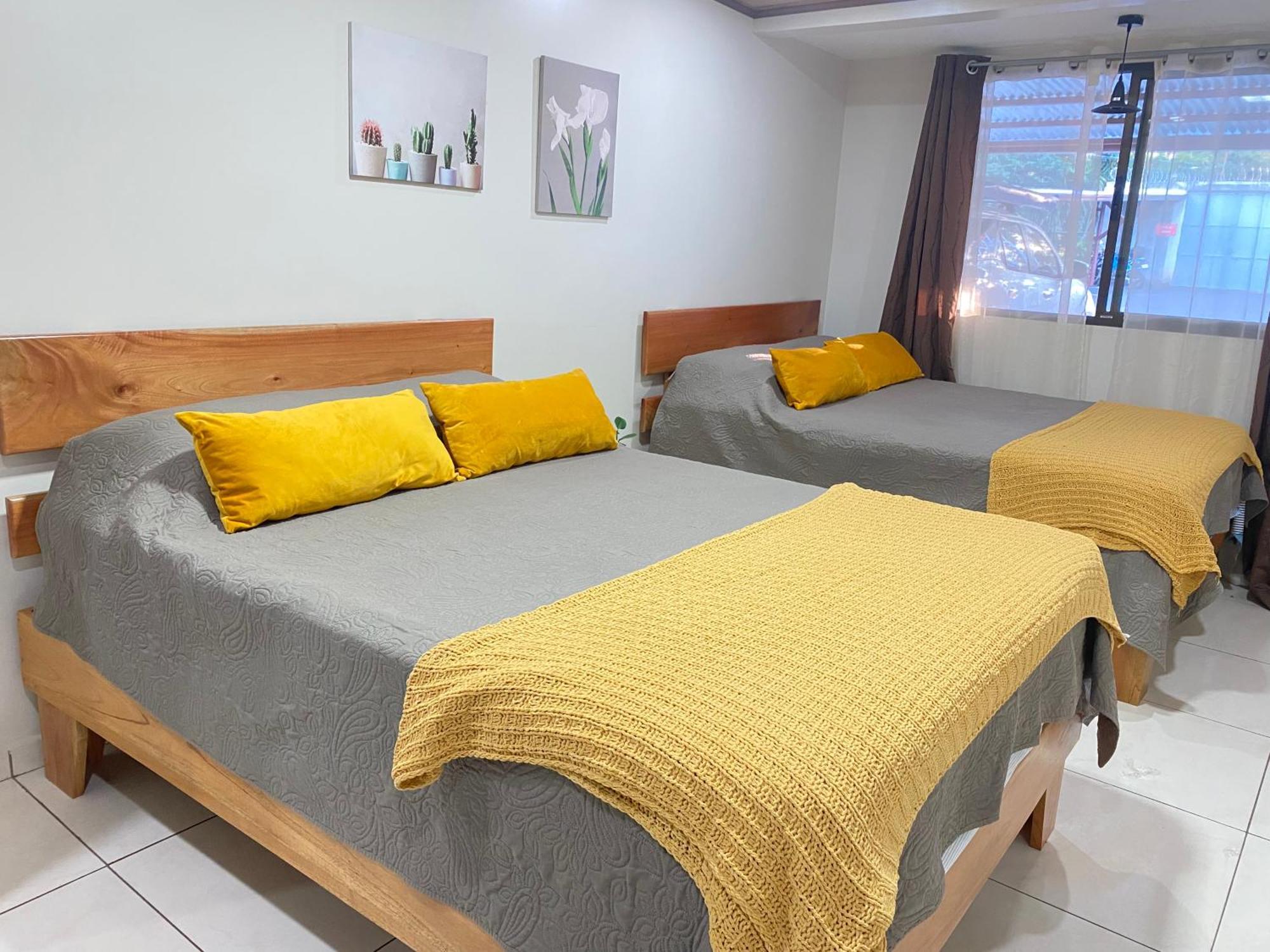 Pura Vida Apartment. 5 Min From Airport Alajuela Eksteriør bilde